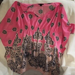 Chic Pink Paisley Women's Blouse